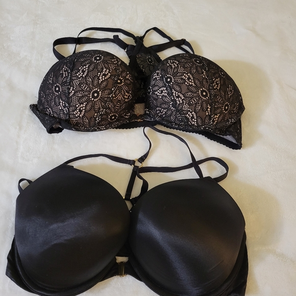 21 Victoria's Secret Bombshell 36C - Picture 5 of 11